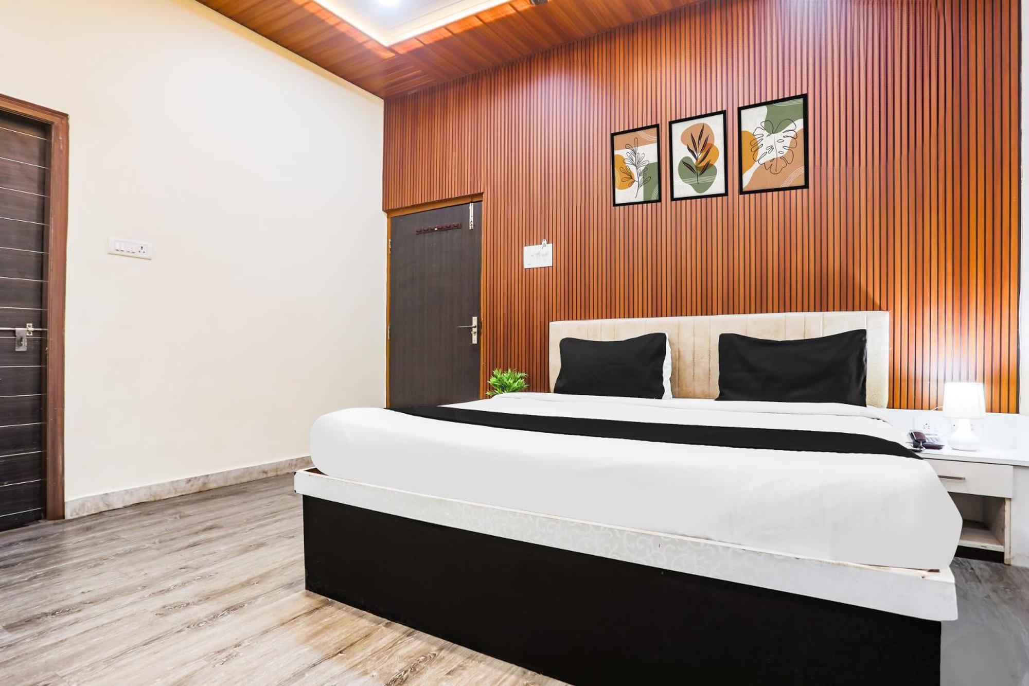 Super Collection O Jagannath Mandir Road Formerly Paradise Residency Hotel