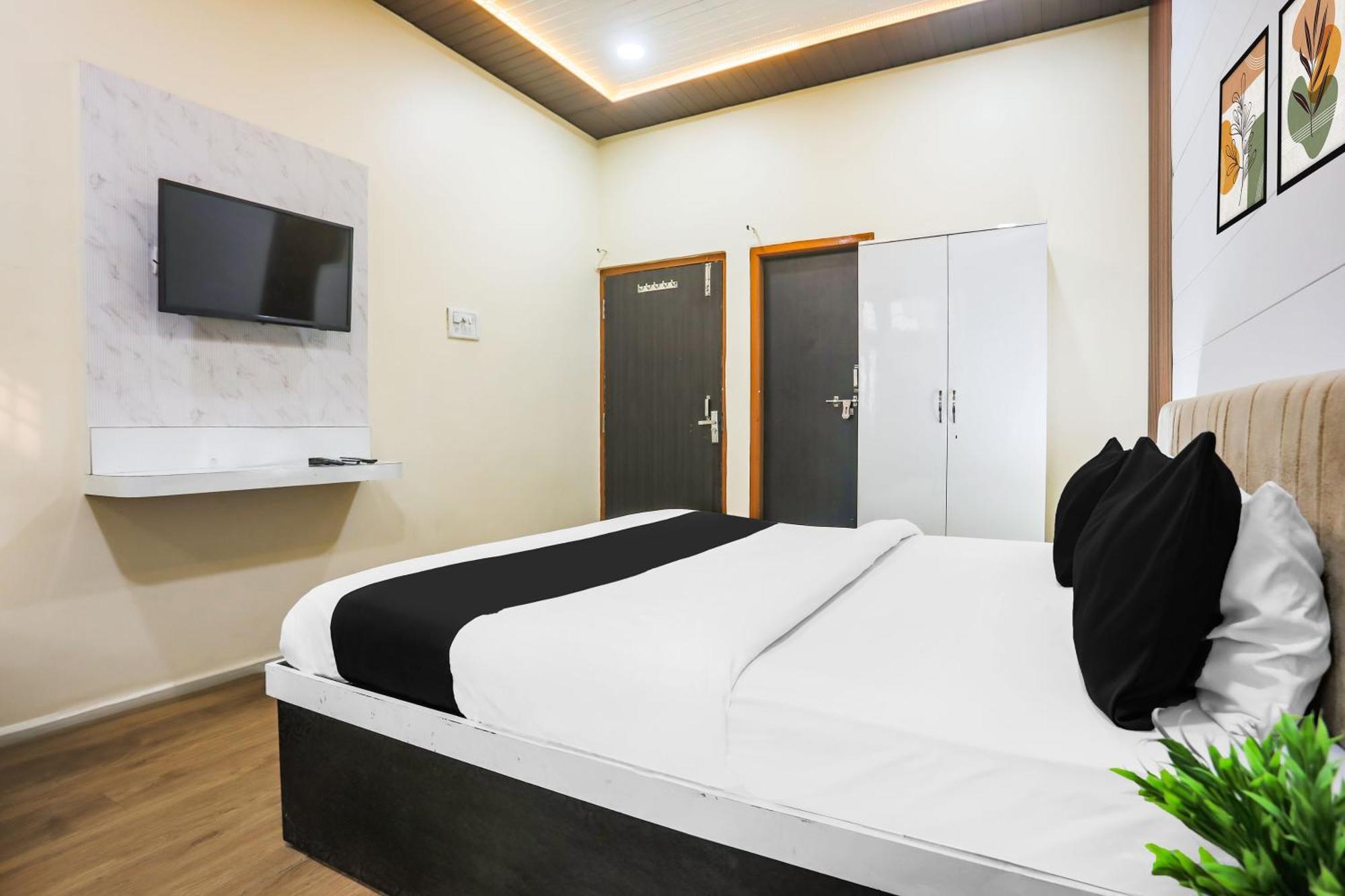 Super Collection O Jagannath Mandir Road Formerly Paradise Residency 3* Ramnagar (Uttar Pradesh)