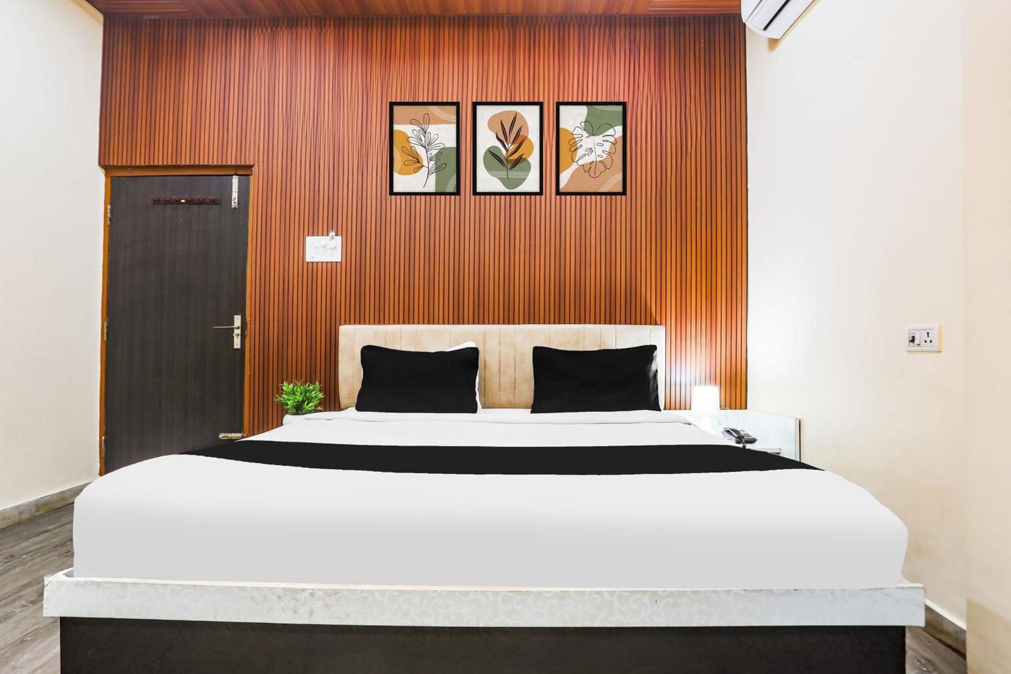 Super Collection O Jagannath Mandir Road Formerly Paradise Residency Hotel